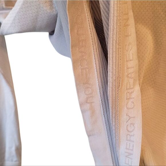 Lululemon Women's Light Grey Swiftly 2.0 Tech Long Sleeve Top Size 10 - Picture 6 of 7